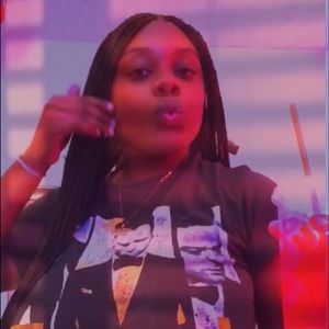 Meet your Posher, Jasmine